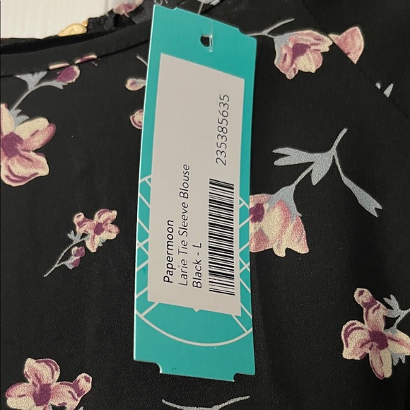 Papermoon Black Floral Blouse - Picture 2 of 4